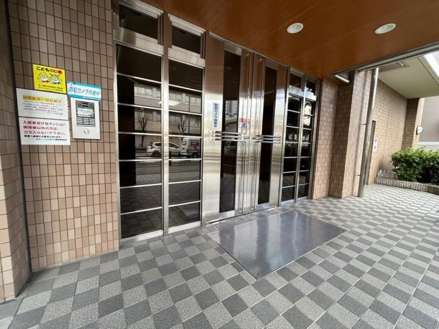 メロディーハイム守口六番館のエントランス|エントランス■物件内覧・資金計画相談・住宅ローン相談、リフォーム相談、お問合せ受付中■
※当日・翌日のご内覧、ご相談はお電話でのお問合せがスムーズです！