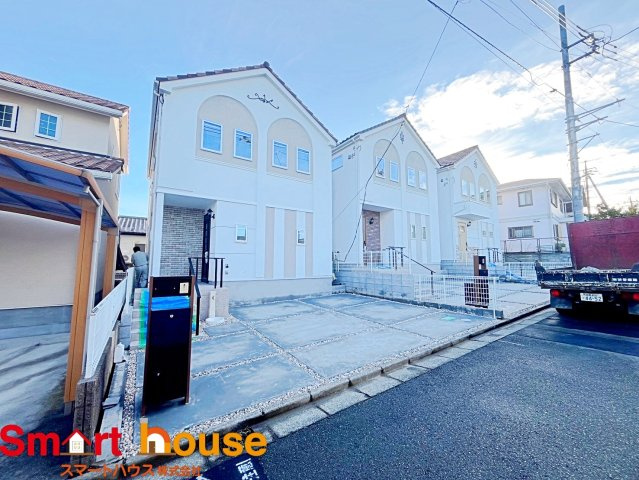 藤沢市石川新築3棟の前面道路含む現地写真