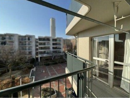 住道駅前住宅15号棟のバルコニー|バルコニー
■物件内覧・資金計画相談・住宅ローン相談、リフォーム相談、お問合せ受付中■
※当日・翌日のご内覧、ご相談はお電話でのお問合せがスムーズです！