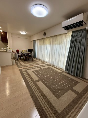 プレイズ堺光明池の居間・リビング