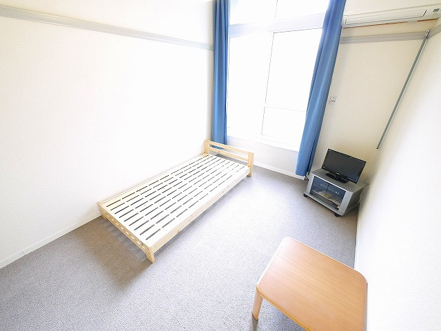 レオパレス裕の寝室|落ち着いて過ごせるお部屋なので、寝室にいかがでしょうか