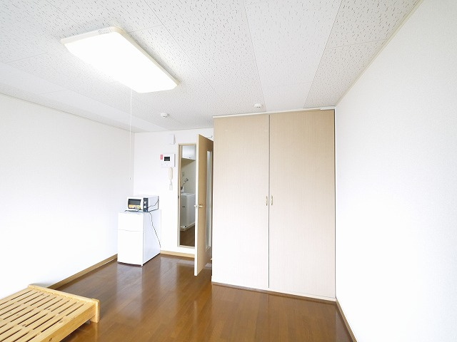 レオパレスルピナスの居間・リビング|居間です