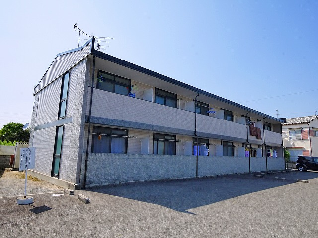 レオパレスルピナスの外観|外観も気になるポイント