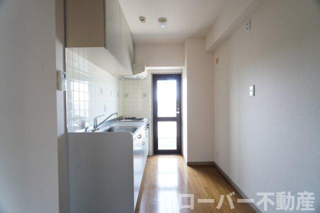 スカイハイの居間・リビング