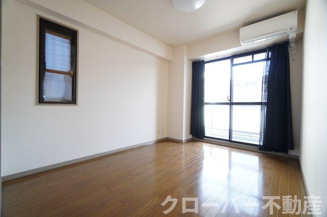 スカイハイの居間・リビング