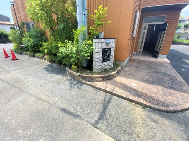 ユースハイムマルユウのエントランス