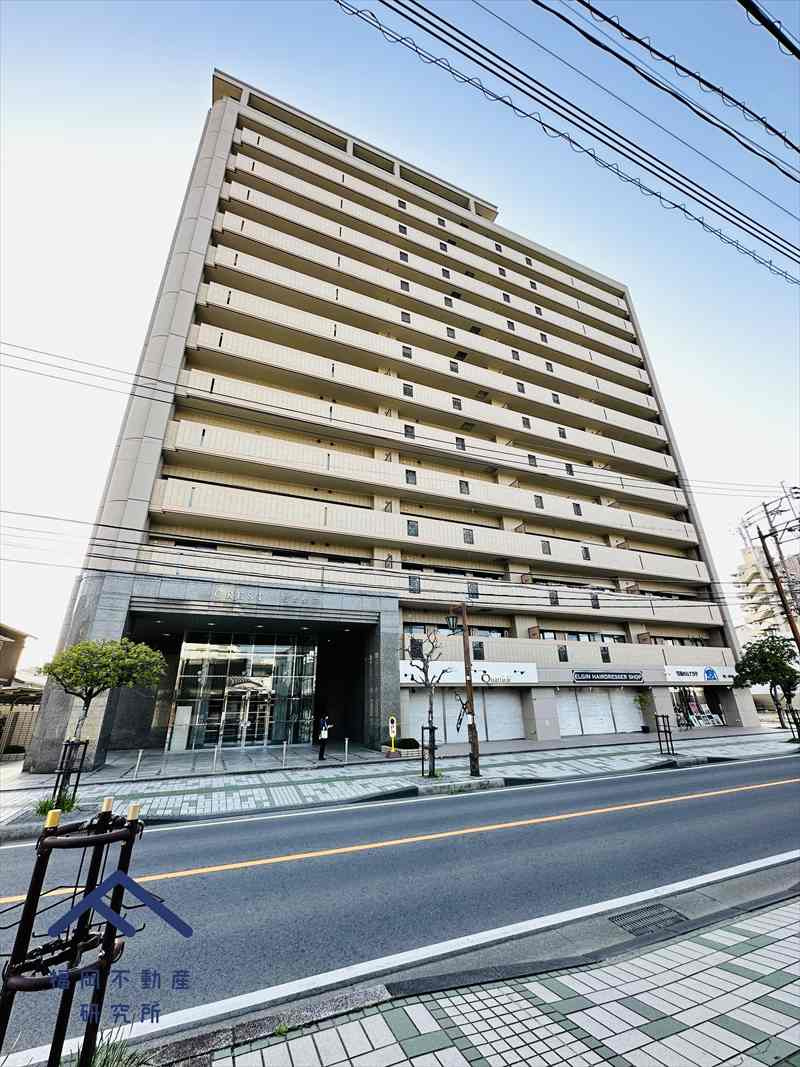 クレスト福間駅前