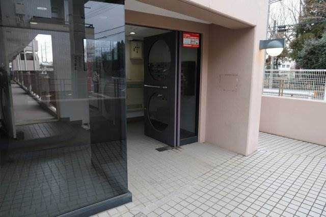 第６パールメゾン海老原のエントランス