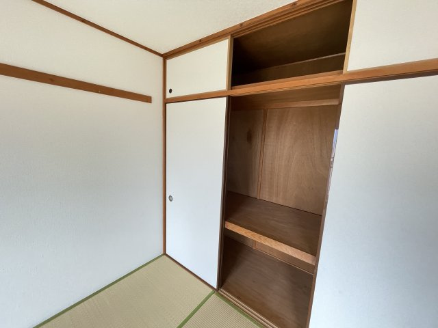 第６パールメゾン海老原の収納