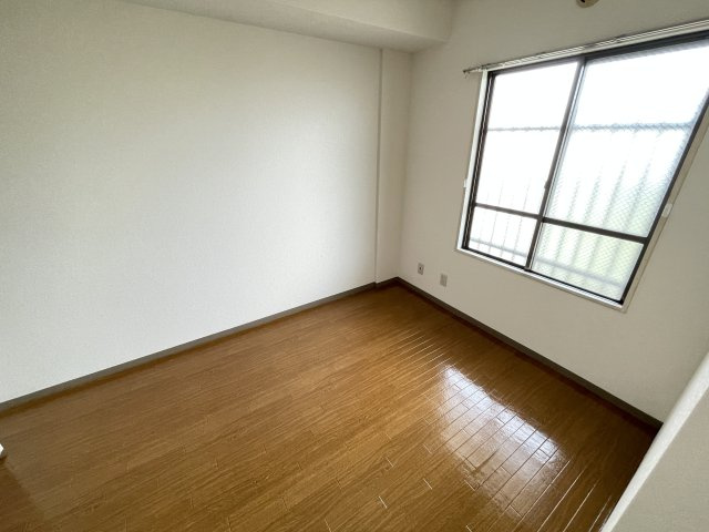 第６パールメゾン海老原の居間・リビング