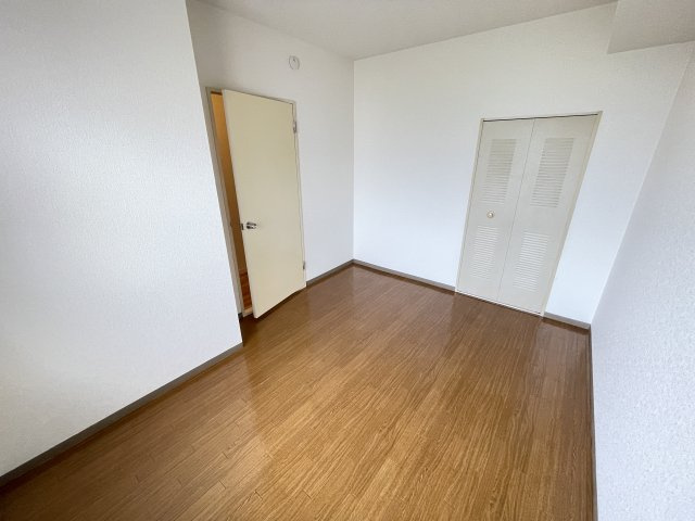 第６パールメゾン海老原の居間・リビング