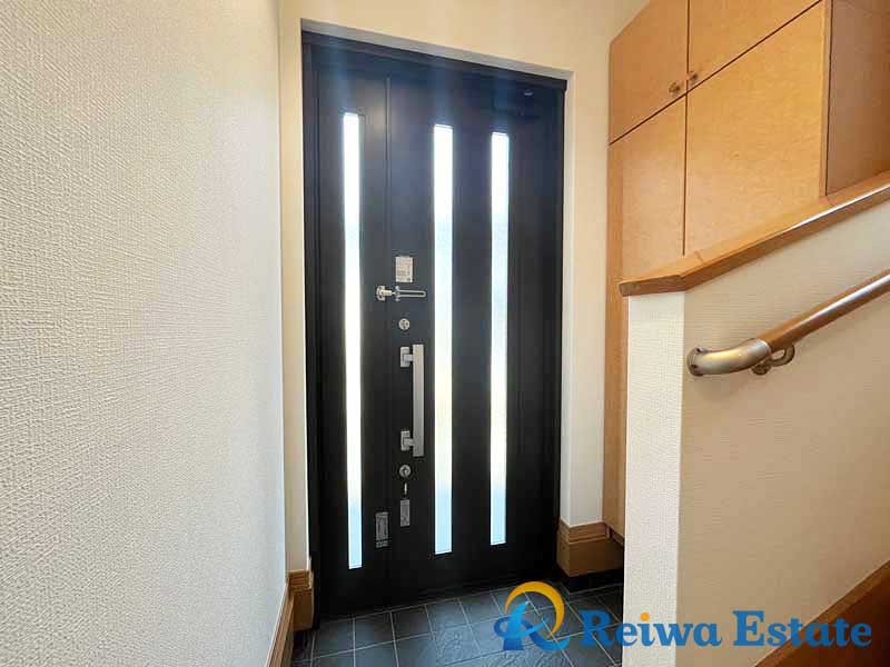 中古戸建　高座郡寒川町宮山の玄関