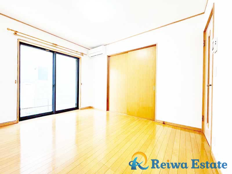 中古戸建　高座郡寒川町宮山の居間・リビング