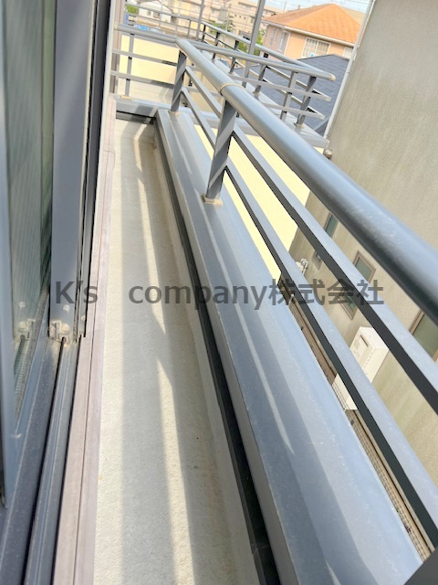 ◎高座郡寒川町宮山　中古戸建のその他|洋室6帖の窓の外にはお花を飾るスペースが付いています☆