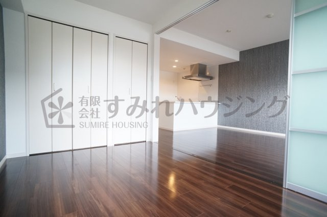 グローリーパレス中山の洋室|参考、同建物・同間取りの号室