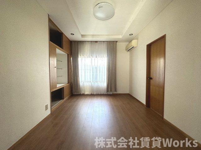 北田宮二丁目戸建ての居間・リビング|おしゃれな居間です