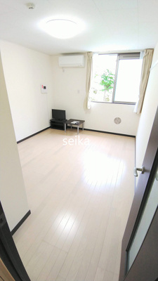 【居間・リビング】 | クレイノエフォート | ※参考写真　現況優先　建具のお色が違う場合があります