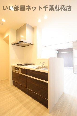 ルミエール五井・Ⅰのキッチン|人気の対面キッチンです♪