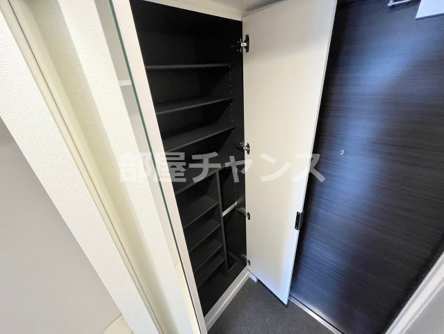 プレサンス大曽根駅前ファーストの収納