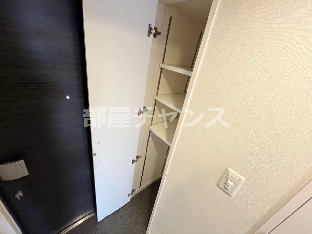 プレサンス大曽根駅前ファーストの収納