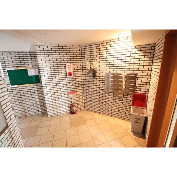 プレステージ代官のエントランス