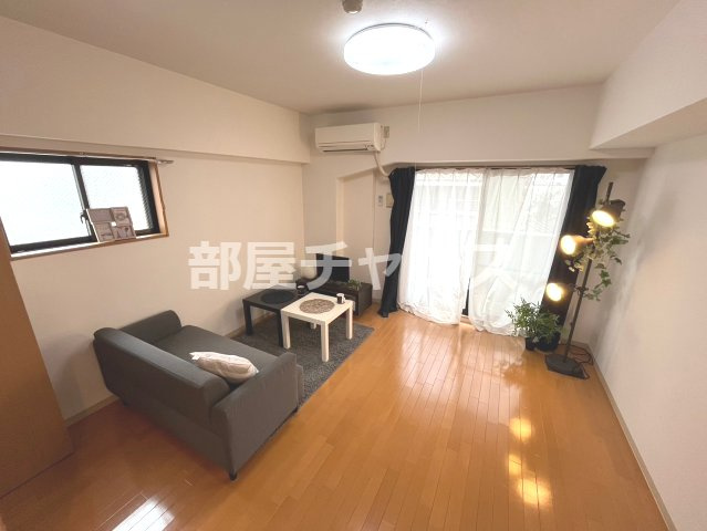 プレステージ代官の居間・リビング