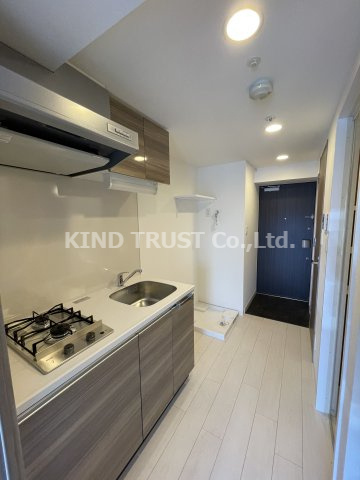 SERENA大阪天満宮のキッチン|コンパクトなキッチンで掃除もラクラク