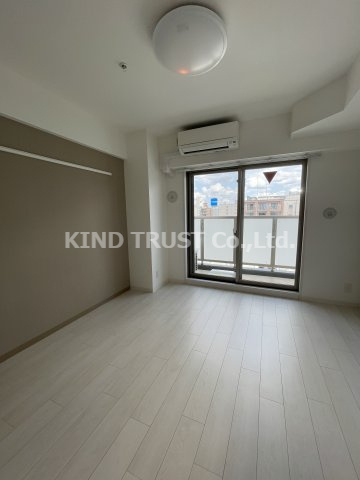 SERENA大阪天満宮の居間・リビング|居間です