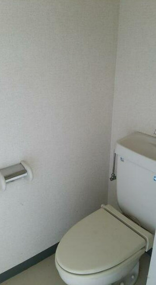 守山市守山４丁目の店舗事務所のトイレ|トイレです