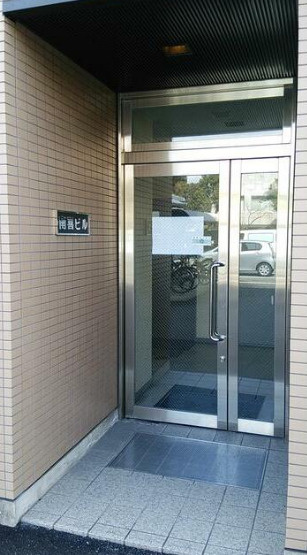 守山市守山４丁目の店舗事務所のエントランス|エントランスです