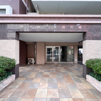 【エントランス】 | 安全に配慮されたオートロックマンションです♪室内ＴＶモニタ付インターホンで来訪者を確認できます