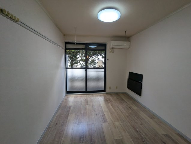 メゾンブランシュの居間・リビング