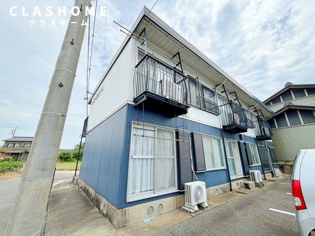 レスト北新川　Ａ棟の外観