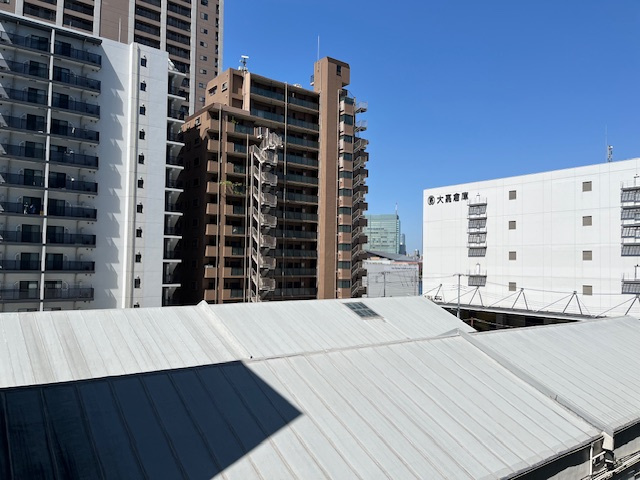 南西向き住戸となります
※室内修繕前の写真となります。
