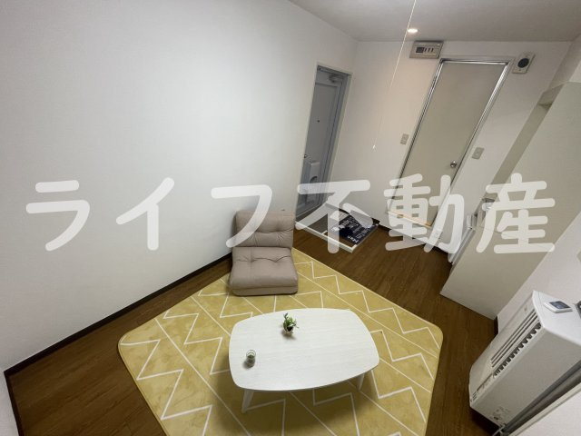アリーヴェデルチ小阪の寝室|落ち着いた色調の寝室です