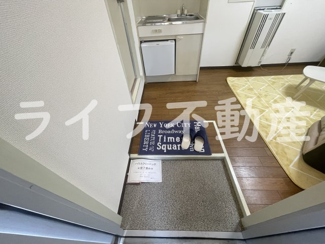 アリーヴェデルチ小阪の玄関|シンプルで使いやすい玄関です