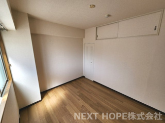 【居間・リビング】 | インペリアル花屋敷 | 前回空室時の写真です。