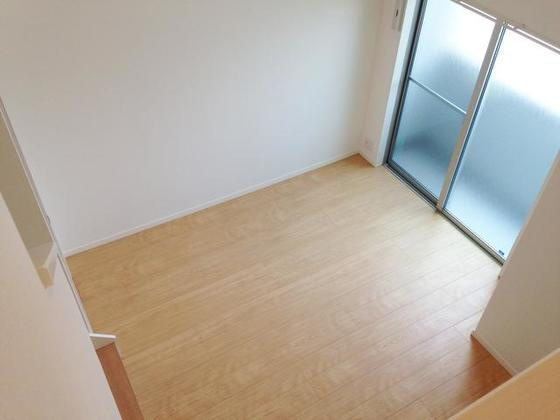 熊本市中央区琴平１丁目のアパートの居間・リビング