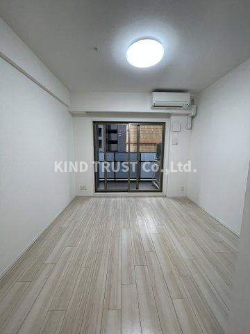 エス・キュート梅田中崎町の居間・リビング|居間です