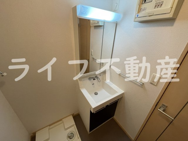 ディオーネ・ジエータ・長堂の独立洗面台|独立洗面化粧台付き