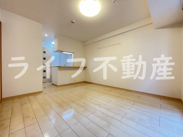 ディオーネ・ジエータ・長堂の居間・リビング|使いやすい居間です