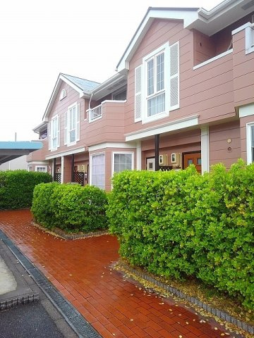 ハイムＬｏｎｇＢｅｌｌ　　刈谷市近郊の賃貸はクラスホーム刈谷店のエントランス