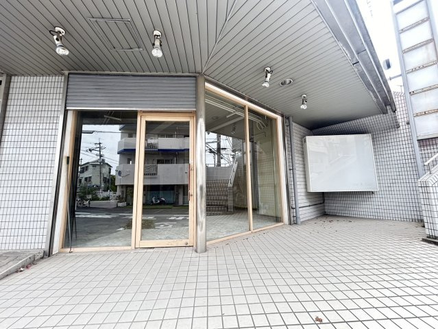 【エントランス】 | グランシャリオ法善寺