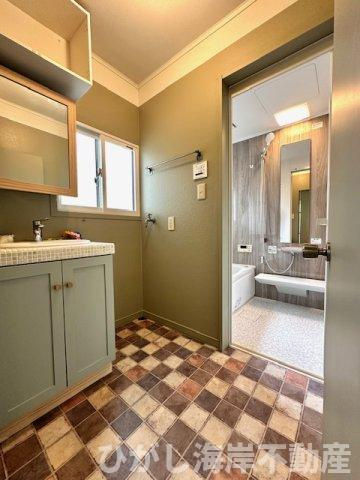 茅ヶ崎市赤羽根　中古戸建の脱衣所|新規リフォーム完了！脱衣スペース