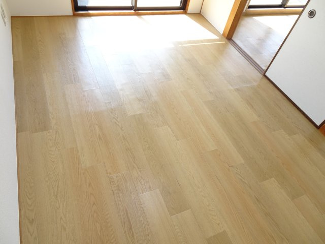 リバーサイド鎌倉の洋室