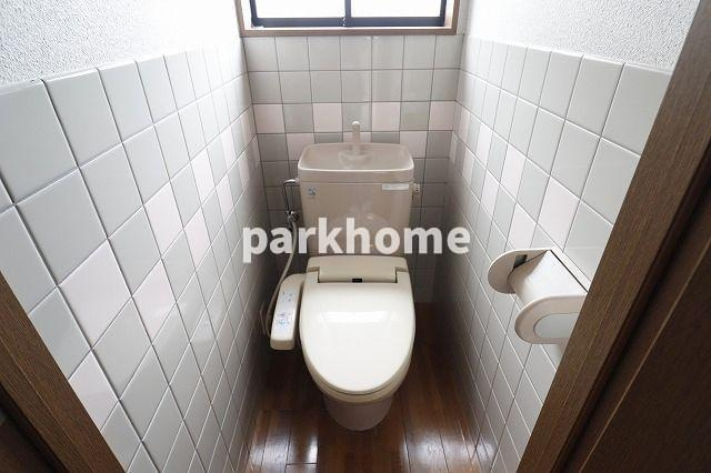 コーポエルフのトイレ|落ち着いたトイレです