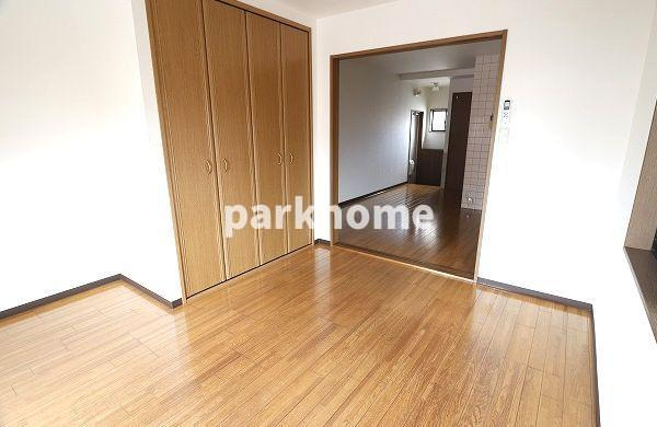 コーポエルフの洋室|コンパクトで使いやすい洋室です