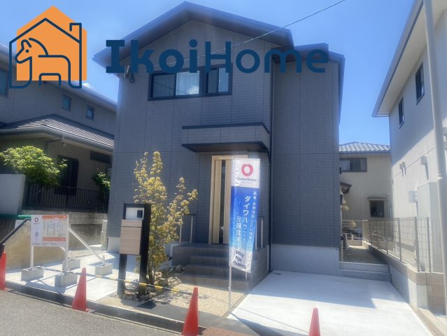 神戸市西区美賀多台4丁目　新築戸建　2号棟の駐車場|●年中無休：当日予約可●西区、垂水区、明石市初。弊社は契約前に新築戸建の住宅診断を無料で行っています