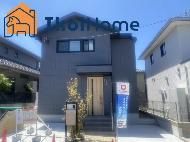 神戸市西区美賀多台4丁目　新築戸建　2号棟のエントランス|物件・当店の最寄駅まで無料送迎！最短10分で指定場所へお迎えに向かいます！まずはお問い合わせください！