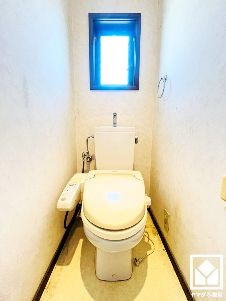 伏見区新町１丁目のトイレ|明るく清潔感溢れるトイレです。